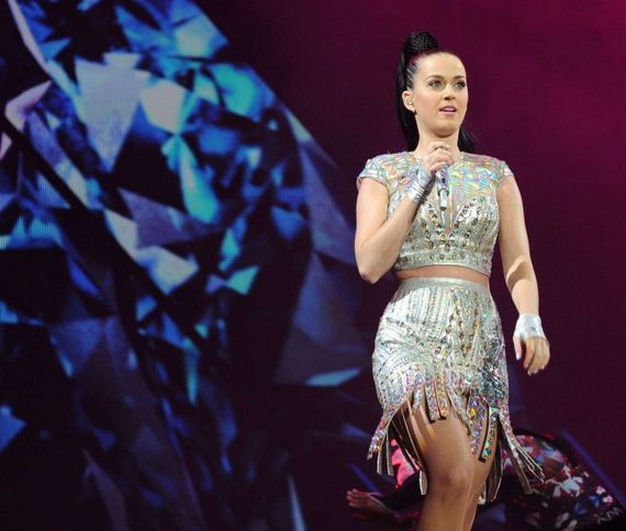 Katy-Perry -Performs-Live-in-Glasgow